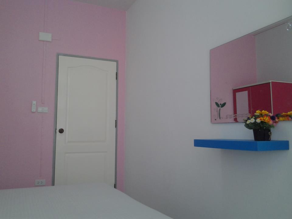 Lemon Tree Motel Surat Thani Buitenkant foto